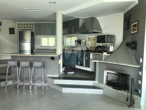 Imagem Casa com 3 Quartos à Venda, em Ponta Grossa - Ubatuba Imagem Casa com 3 Quartos à Venda, em Ponta Grossa - Ubatuba
