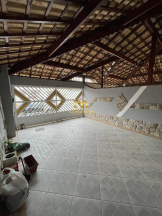 Imagem Casa com 3 Quartos à Venda, 123 m² em Maracanã - Praia Grande Imagem Casa com 3 Quartos à Venda, 123 m² em Maracanã - Praia Grande