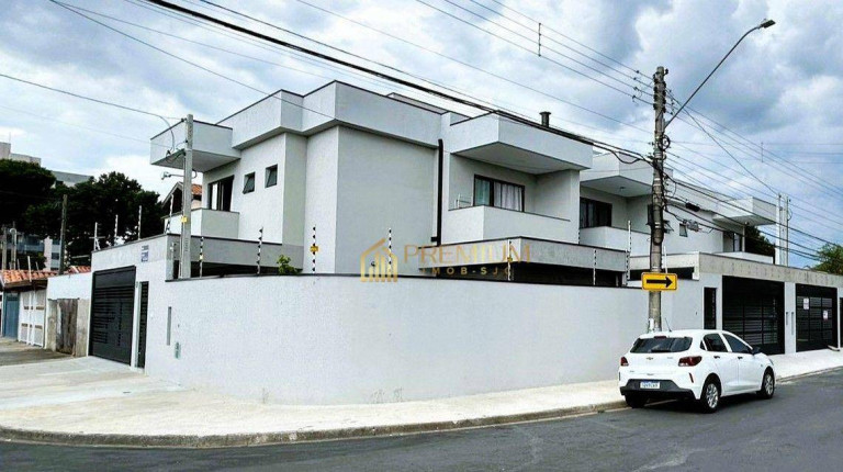 Sobrado com 3 Quartos à Venda, 160 m² em Jardim Das Indústrias - São José Dos Campos