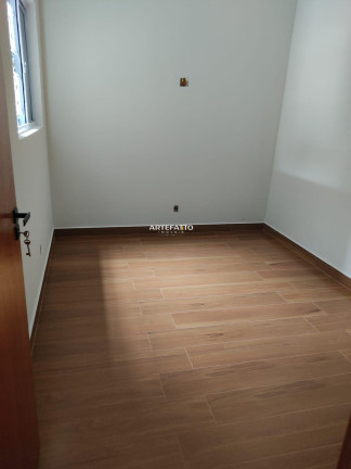 Imagem Casa com 2 Quartos à Venda, 75 m² Imagem Casa com 2 Quartos à Venda, 75 m²
