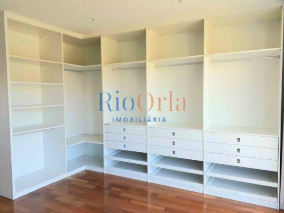 Imagem Casa de Condomínio com 5 Quartos à Venda, 900 m² em Barra Da Tijuca - Rio De Janeiro