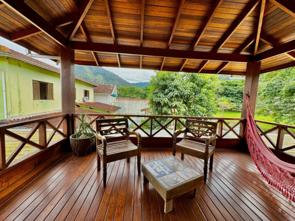 Imagem Sobrado com 3 Quartos à Venda, 202 m² em Jardim Terralão - Caraguatatuba Imagem Sobrado com 3 Quartos à Venda, 202 m² em Jardim Terralão - Caraguatatuba
