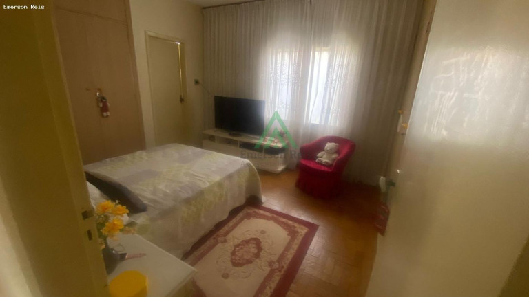 Imagem Casa com 4 Quartos à Venda, 280 m² em Lapa - São Paulo Imagem Casa com 4 Quartos à Venda, 280 m² em Lapa - São Paulo