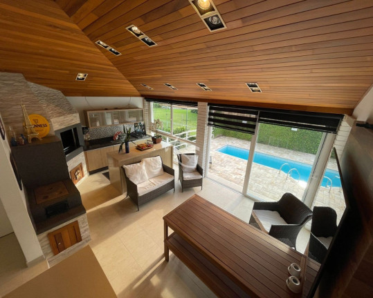 Imagem Casa com 4 Quartos à Venda, 545 m² em América - Joinville
