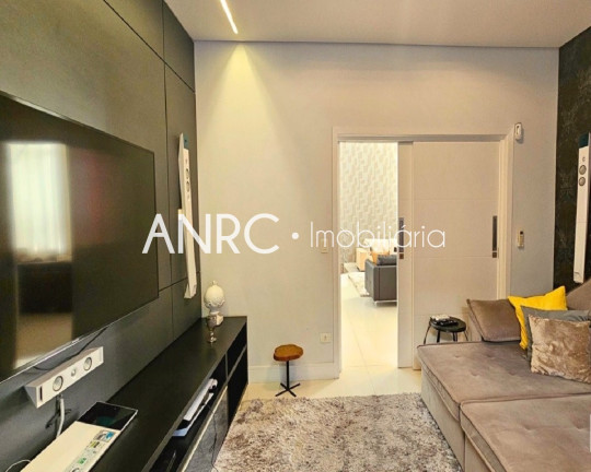 Imagem Casa com 4 Quartos à Venda, 420 m² em Jardim Do Golf I - Jandira
