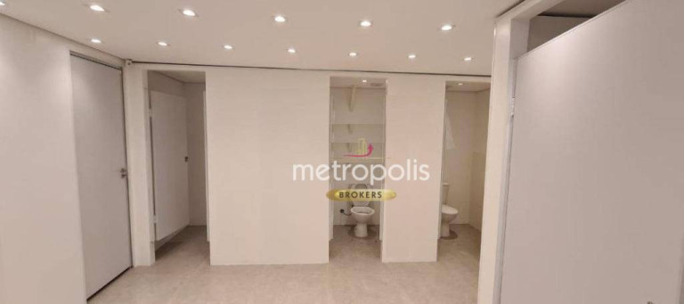 Imagem Galpão para Alugar, 700 m² em Santa Paula - São Caetano Do Sul Imagem Galpão para Alugar, 700 m² em Santa Paula - São Caetano Do Sul