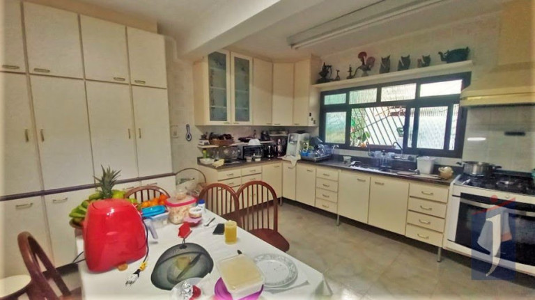 Imagem Casa com 3 Quartos à Venda, 263 m² em Vila Das Mercês - São Paulo Imagem Casa com 3 Quartos à Venda, 263 m² em Vila Das Mercês - São Paulo