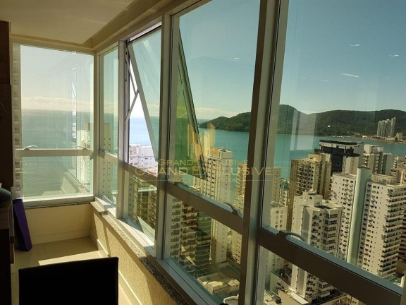 Apartamento com 3 Quartos à Venda, 151 m² em Centro - Balneário Camboriú
