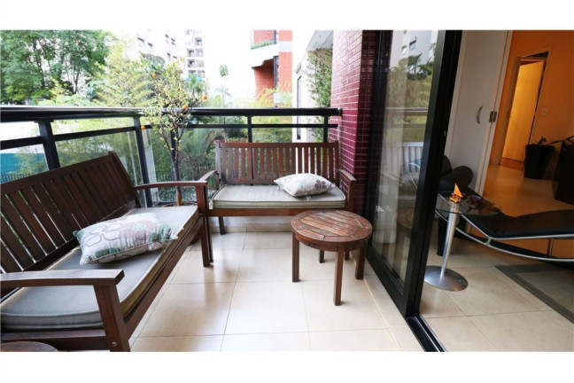 Imagem Apartamento com 3 Quartos à Venda, 141 m² em Pinheiros - São Paulo Imagem Apartamento com 3 Quartos à Venda, 141 m² em Pinheiros - São Paulo