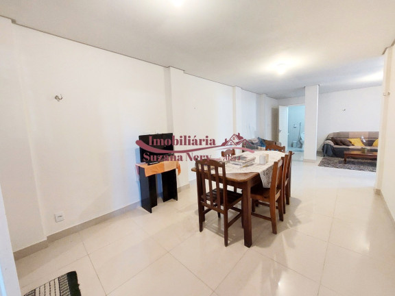 Imagem Casa com 6 Quartos à Venda, em Ponta Negra - Natal Imagem Casa com 6 Quartos à Venda, em Ponta Negra - Natal