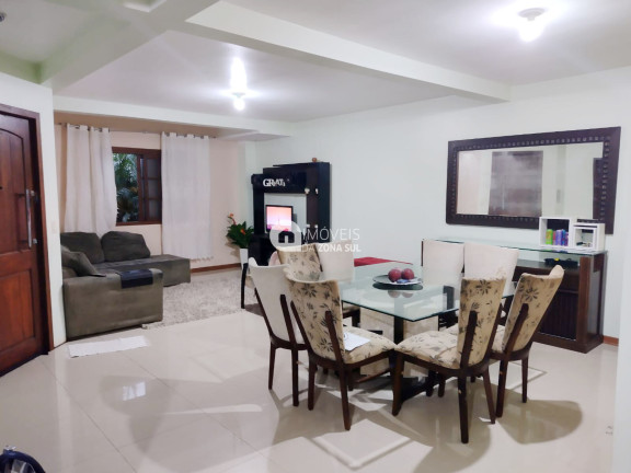 Imagem Casa com 3 Quartos à Venda, 114 m²
