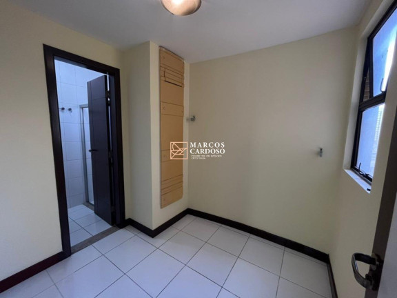 Imagem Imóvel com 3 Quartos à Venda, 266 m² em Batista Campos - Belém Imagem Imóvel com 3 Quartos à Venda, 266 m² em Batista Campos - Belém