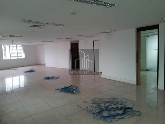 Imagem Sala Comercial à Venda, 212 m² em Alphaville Industrial - Barueri Imagem Sala Comercial à Venda, 212 m² em Alphaville Industrial - Barueri
