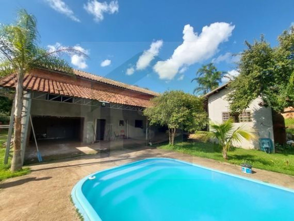 Imagem Chácara com 2 Quartos à Venda, 2.000 m² em Parque Dos Pinheiros - Botucatu Imagem Chácara com 2 Quartos à Venda, 2.000 m² em Parque Dos Pinheiros - Botucatu