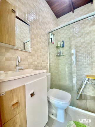 Imagem Casa com 2 Quartos à Venda, 104 m² em São Sebastião - Palhoça