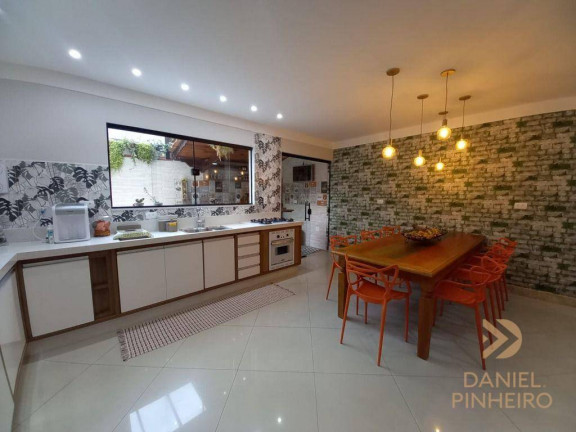 Imagem Sobrado com 3 Quartos à Venda, 175 m² em Canto Do Forte - Praia Grande Imagem Sobrado com 3 Quartos à Venda, 175 m² em Canto Do Forte - Praia Grande