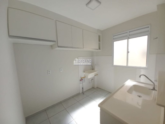 Imagem Apartamento com 2 Quartos para Alugar, 50 m² em Recreio Dos Bandeirantes - Uberaba Imagem Apartamento com 2 Quartos para Alugar, 50 m² em Recreio Dos Bandeirantes - Uberaba