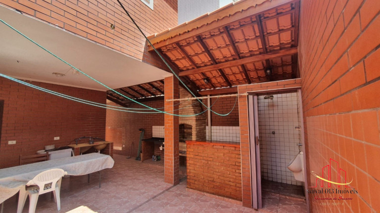Imagem Sobrado com 3 Quartos à Venda, em Ocian - Praia Grande Imagem Sobrado com 3 Quartos à Venda, em Ocian - Praia Grande