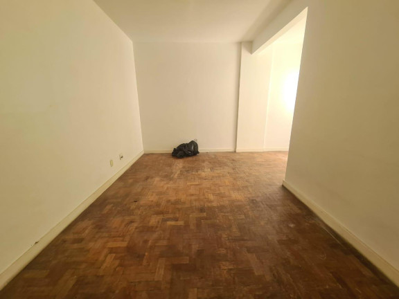 Imagem Apartamento com 2 Quartos à Venda, 70 m² em Copacabana - Rio De Janeiro