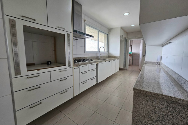 Imagem Imóvel com 4 Quartos à Venda, 193 m² em Vila Suzana - São Paulo Imagem Imóvel com 4 Quartos à Venda, 193 m² em Vila Suzana - São Paulo