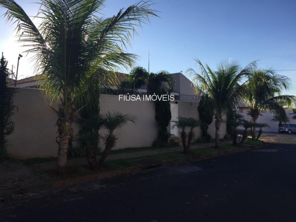 Casa com 3 Quartos à Venda, 1 m² em Jardim Palmares - Ribeirão Preto