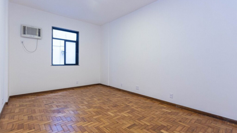 Imagem Imóvel com 1 Quarto à Venda, 27 m² em Flamengo - Rio De Janeiro Imagem Imóvel com 1 Quarto à Venda, 27 m² em Flamengo - Rio De Janeiro