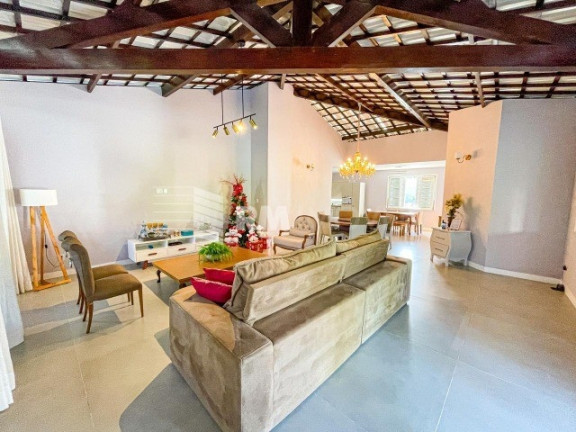 Imagem Casa de Condomínio com 6 Quartos à Venda, 374 m² em Estrada Do Coco - Lauro De Freitas Imagem Casa de Condomínio com 6 Quartos à Venda, 374 m² em Estrada Do Coco - Lauro De Freitas