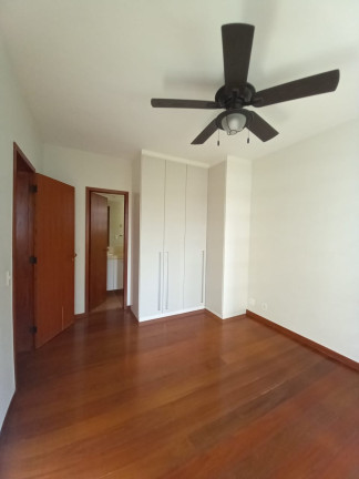Imagem Imóvel com 3 Quartos à Venda, 110 m² em Icaraí - Niterói Imagem Imóvel com 3 Quartos à Venda, 110 m² em Icaraí - Niterói
