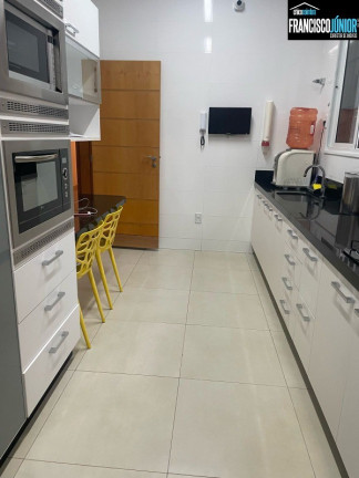 Imagem Casa com 3 Quartos à Venda, 385 m² em Setor Central - Goiânia Imagem Casa com 3 Quartos à Venda, 385 m² em Setor Central - Goiânia