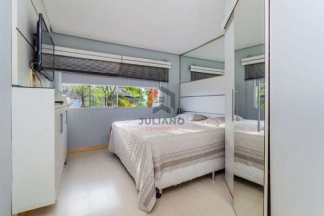 Imagem Casa com 3 Quartos à Venda, 178 m² em Jardim Itu Sabará - Porto Alegre Imagem Casa com 3 Quartos à Venda, 178 m² em Jardim Itu Sabará - Porto Alegre