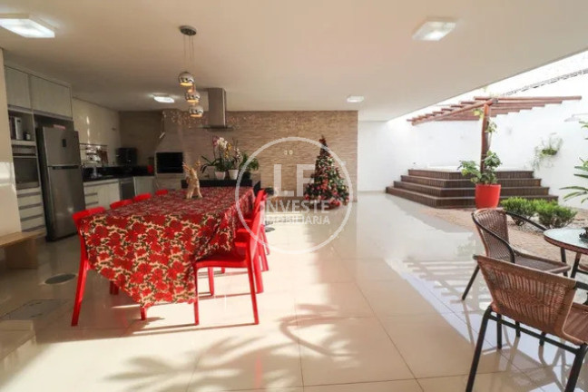 Imagem Casa com 4 Quartos à Venda, 360 m² em Jardim América - Goiânia Imagem Casa com 4 Quartos à Venda, 360 m² em Jardim América - Goiânia