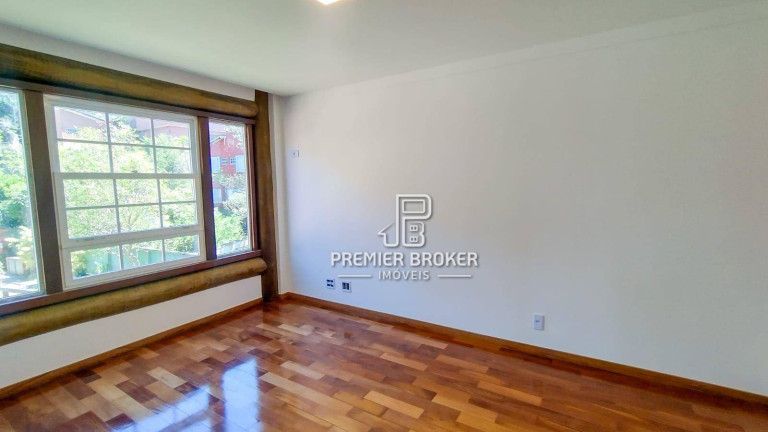 Imagem Casa com 4 Quartos à Venda, 263 m² em Iucas - Teresópolis Imagem Casa com 4 Quartos à Venda, 263 m² em Iucas - Teresópolis