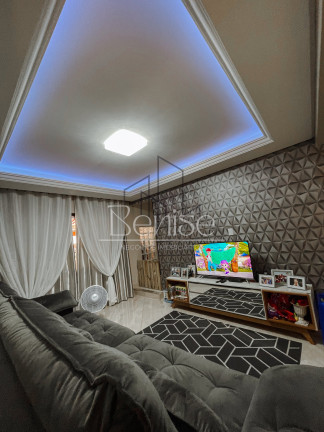 Imagem Casa com 3 Quartos à Venda, 105 m² em Santa Regina - Camboriú