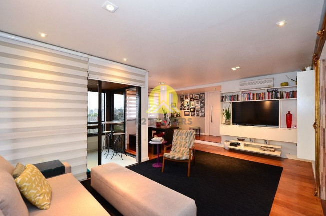 Imagem Apartamento com 2 Quartos à Venda, 108 m² em Vila Madalena - São Paulo