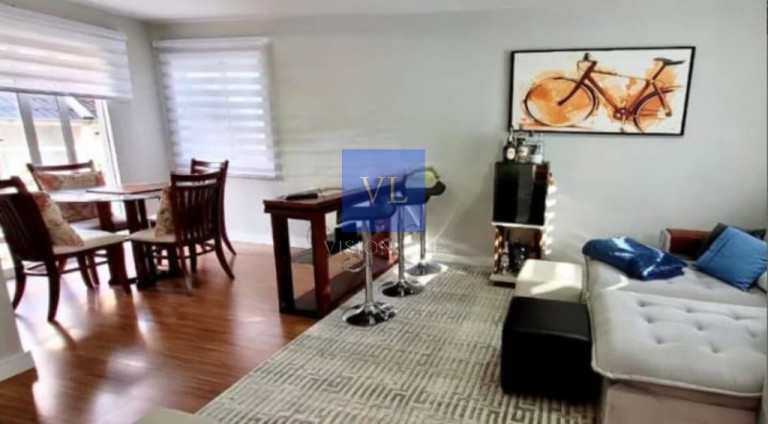 Imagem Casa com 3 Quartos à Venda, 141 m² em Santa Cândida - Curitiba Imagem Casa com 3 Quartos à Venda, 141 m² em Santa Cândida - Curitiba