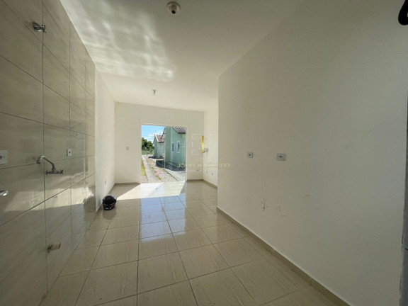 Imagem Casa com 2 Quartos à Venda, em Piçarras - Guaratuba Imagem Casa com 2 Quartos à Venda, em Piçarras - Guaratuba
