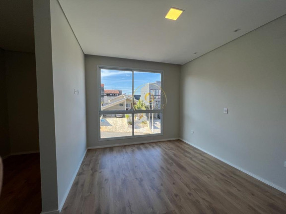 Imagem Casa com 4 Quartos à Venda, 310 m² em Jardim Das Cerejeiras - Arujá Imagem Casa com 4 Quartos à Venda, 310 m² em Jardim Das Cerejeiras - Arujá