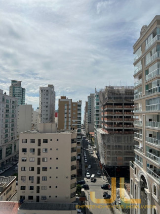 Imagem Imóvel com 4 Quartos à Venda, em Meia Praia - Itapema Imagem Imóvel com 4 Quartos à Venda, em Meia Praia - Itapema