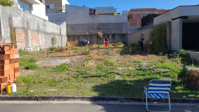 Terreno à Venda, 300 m² em Jardim Santa Inês Iii - São José Dos Campos