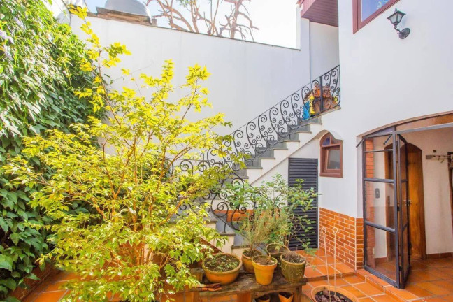 Imagem Casa com 4 Quartos à Venda, 305 m² em Bosque Da Saúde - São Paulo Imagem Casa com 4 Quartos à Venda, 305 m² em Bosque Da Saúde - São Paulo