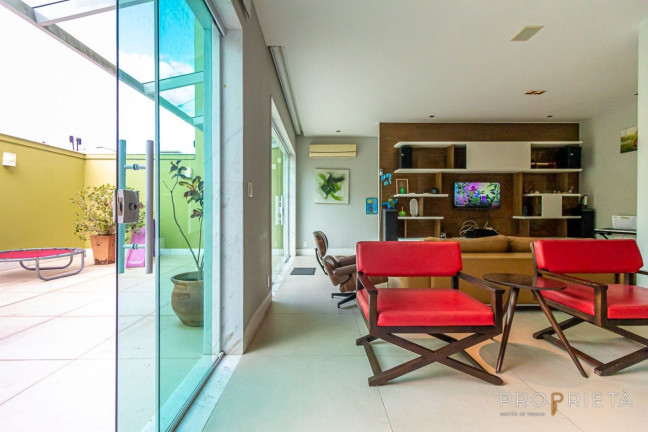 Imagem Casa de Condomínio com 4 Quartos à Venda, 525 m² em Humaita - Rio De Janeiro