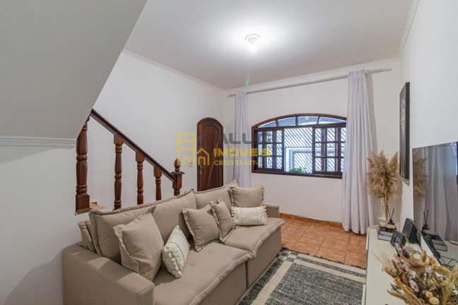 Imagem Casa com 3 Quartos à Venda, 180 m² em Remédios - Osasco Imagem Casa com 3 Quartos à Venda, 180 m² em Remédios - Osasco