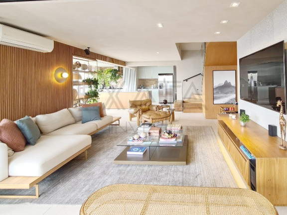 Imagem Imóvel com 3 Quartos à Venda, 230 m² em Brooklin - São Paulo Imagem Imóvel com 3 Quartos à Venda, 230 m² em Brooklin - São Paulo