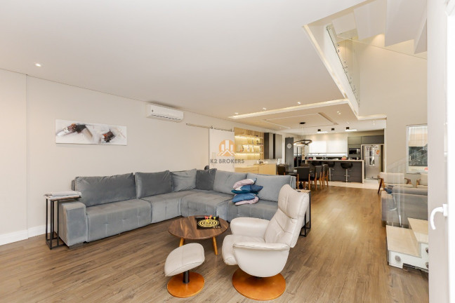 Imagem Imóvel com 4 Quartos à Venda, 450 m² em Tingui - Curitiba Imagem Imóvel com 4 Quartos à Venda, 450 m² em Tingui - Curitiba