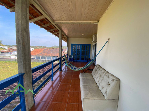 Imagem Casa com 3 Quartos à Venda, 130 m² em Pinheiros - Balneário Barra Do Sul Imagem Casa com 3 Quartos à Venda, 130 m² em Pinheiros - Balneário Barra Do Sul