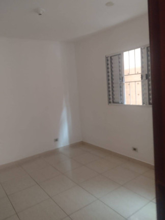 Imagem Casa com 1 Quarto para Alugar, 35 m² em Taboão - São Bernardo Do Campo