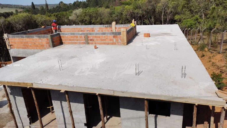 Imagem Imóvel com 3 Quartos à Venda, em Depois Do Centro - Ibiúna Imagem Imóvel com 3 Quartos à Venda, em Depois Do Centro - Ibiúna