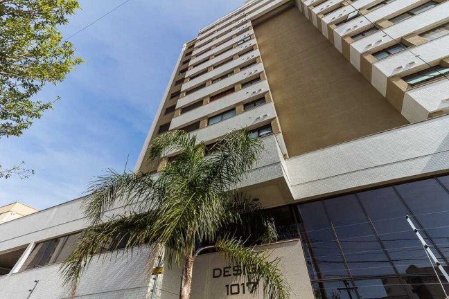 Imagem Imóvel com 2 Quartos à Venda, em Menino Deus - Porto Alegre Imagem Imóvel com 2 Quartos à Venda, em Menino Deus - Porto Alegre