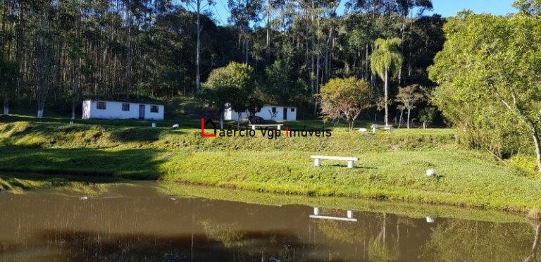 Imagem Imóvel com 2 Quartos à Venda, 133.100 m² em Carmo Messias - Ibiúna Imagem Imóvel com 2 Quartos à Venda, 133.100 m² em Carmo Messias - Ibiúna