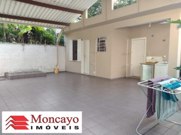 Imagem Casa com 2 Quartos à Venda, 448 m² em Centro - Caraguatatuba Imagem Casa com 2 Quartos à Venda, 448 m² em Centro - Caraguatatuba